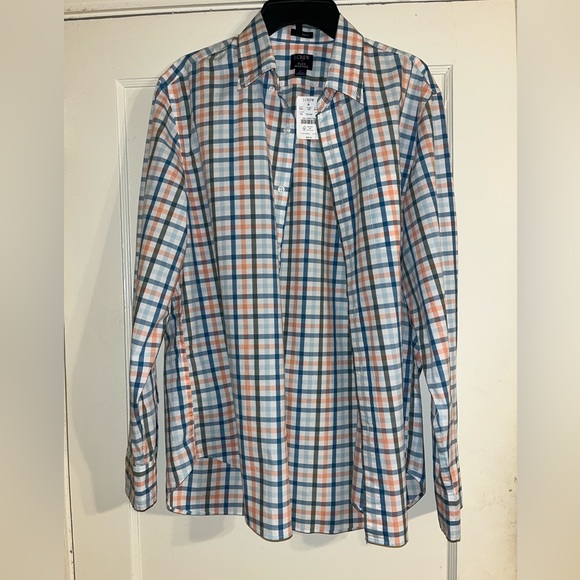 New J Crew button down Shirt - Picture 2 of 4